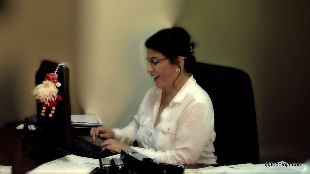 Notaria Primera Loja Ecuador - Dra. Gina Calva